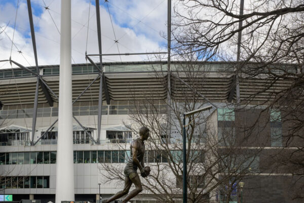 No usage rights of any kind granted without written authorization from Darren Henderson. To request permission for usage, please contact info@imagingaspects.com