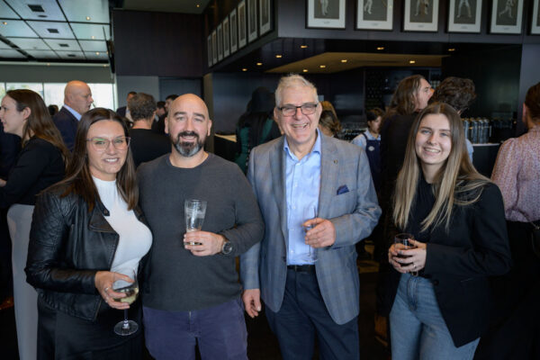 No usage rights of any kind granted without written authorization from Darren Henderson. To request permission for usage, please contact info@imagingaspects.com