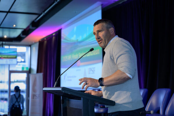 No usage rights of any kind granted without written authorization from Darren Henderson. To request permission for usage, please contact info@imagingaspects.com