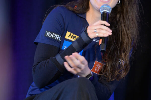 No usage rights of any kind granted without written authorization from Darren Henderson. To request permission for usage, please contact info@imagingaspects.com