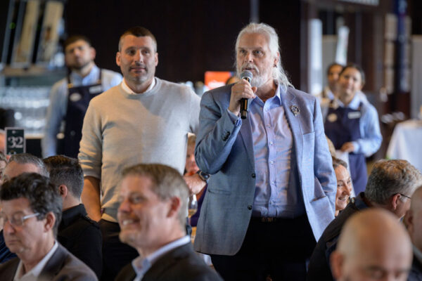 No usage rights of any kind granted without written authorization from Darren Henderson. To request permission for usage, please contact info@imagingaspects.com