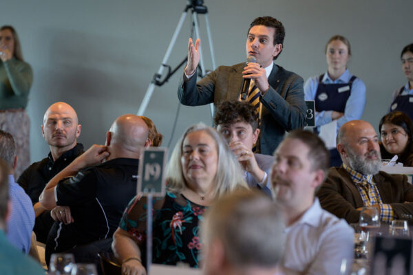 No usage rights of any kind granted without written authorization from Darren Henderson. To request permission for usage, please contact info@imagingaspects.com