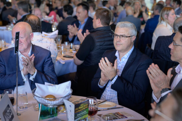 No usage rights of any kind granted without written authorization from Darren Henderson. To request permission for usage, please contact info@imagingaspects.com