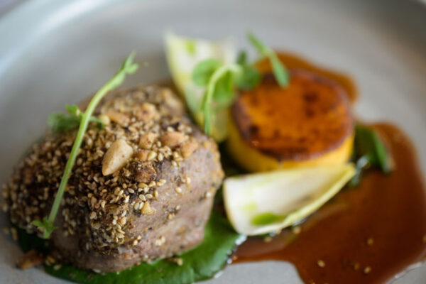 No usage rights of any kind granted without written authorization from Darren Henderson. To request permission for usage, please contact info@imagingaspects.com