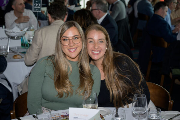 No usage rights of any kind granted without written authorization from Darren Henderson. To request permission for usage, please contact info@imagingaspects.com