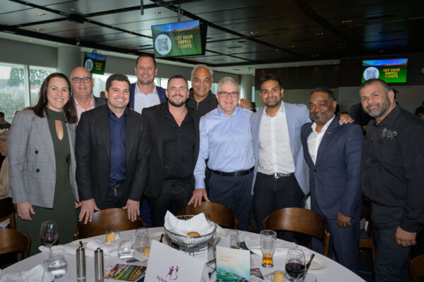 No usage rights of any kind granted without written authorization from Darren Henderson. To request permission for usage, please contact info@imagingaspects.com