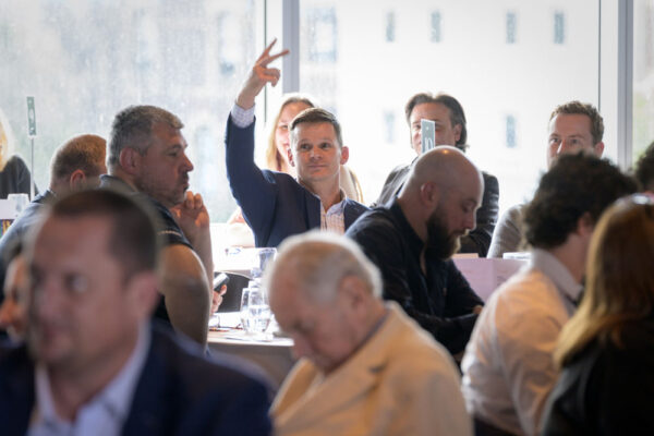 No usage rights of any kind granted without written authorization from Darren Henderson. To request permission for usage, please contact info@imagingaspects.com