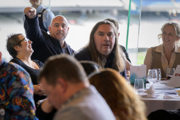 No usage rights of any kind granted without written authorization from Darren Henderson. To request permission for usage, please contact info@imagingaspects.com