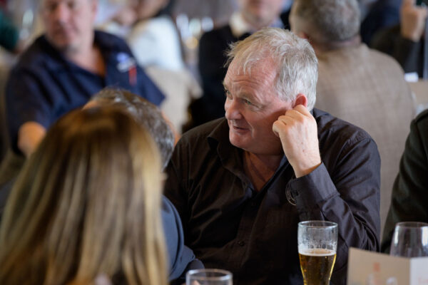 No usage rights of any kind granted without written authorization from Darren Henderson. To request permission for usage, please contact info@imagingaspects.com