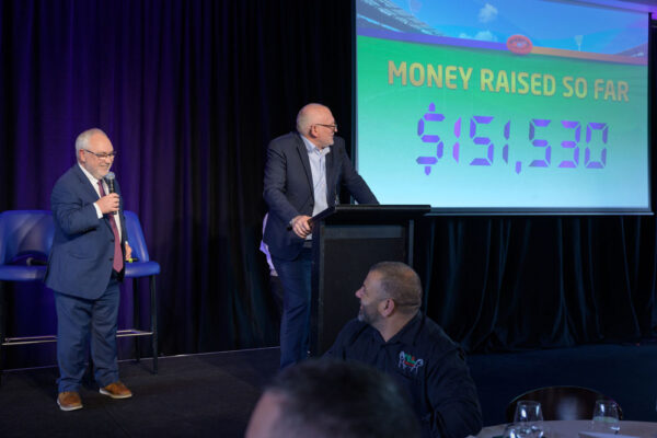 No usage rights of any kind granted without written authorization from Darren Henderson. To request permission for usage, please contact info@imagingaspects.com